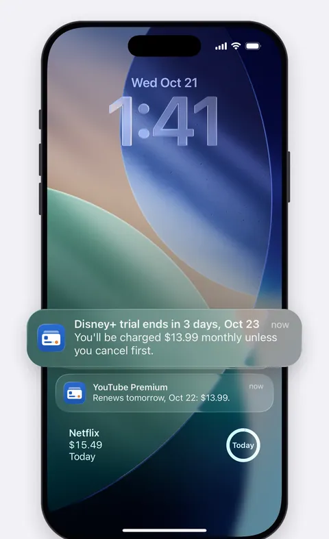 A Renew reminder on the Lock Screen before a free trial ends